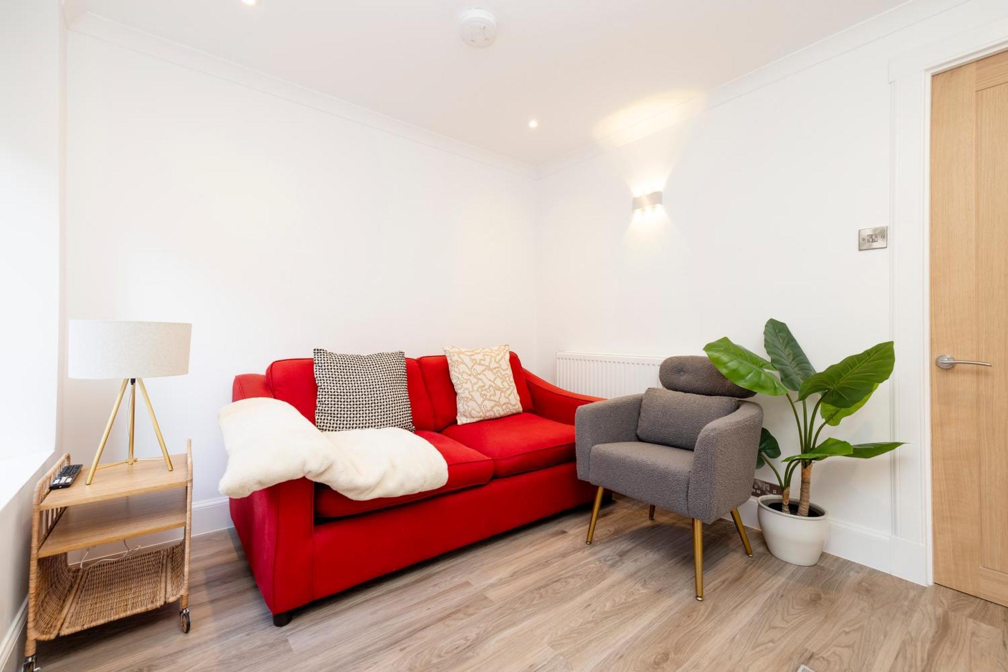Joivy 3Br Flat In Haymarket With Free Parking Edimburgo Exterior foto