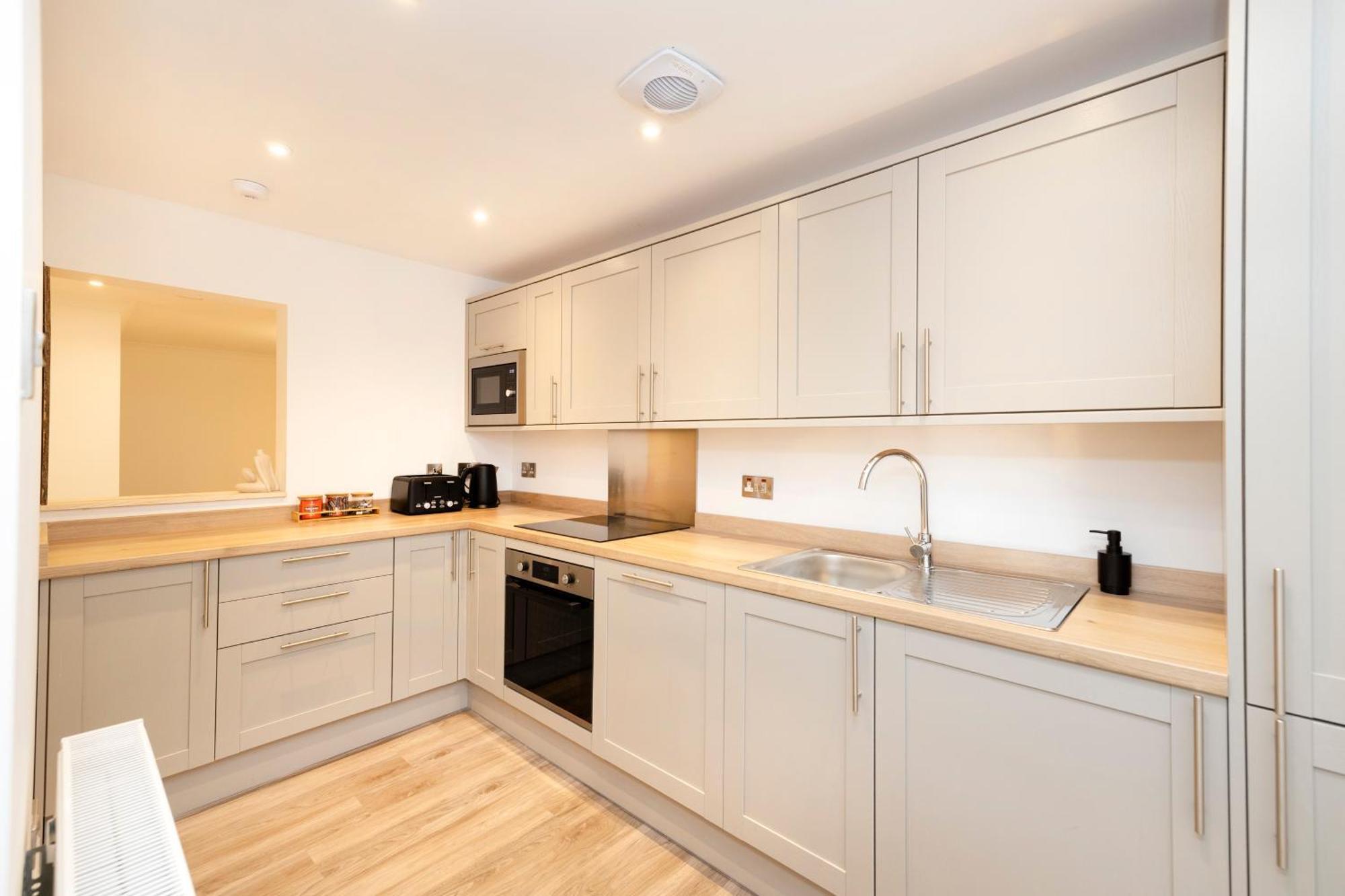 Joivy 3Br Flat In Haymarket With Free Parking Edimburgo Exterior foto